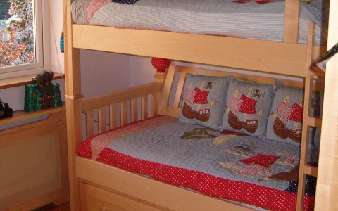Maple bunk bed
